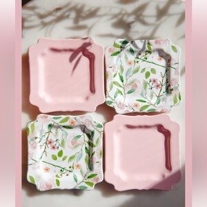 New Sweet Laurel Ceramic Dessert
Plates Set Of 4 Solid Pink and Floral Design!